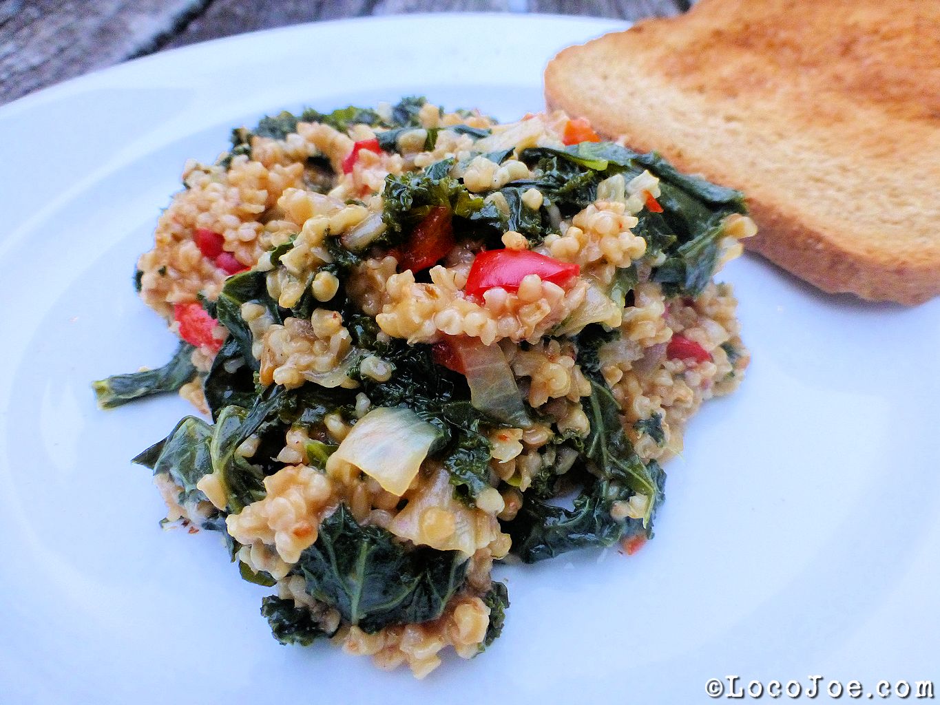 Steel-Cut Oats with Kale and Red Pepper